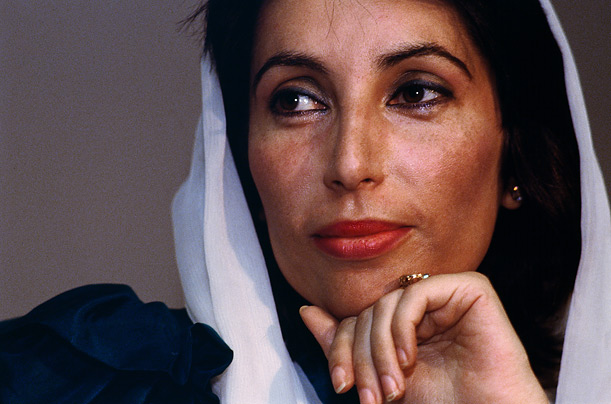 benazir_bhutto_05a