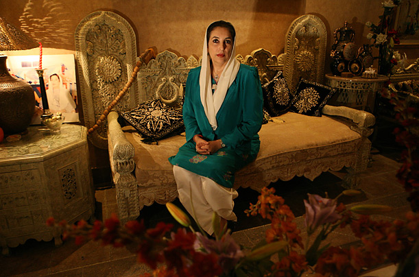 benazir_bhutto_11